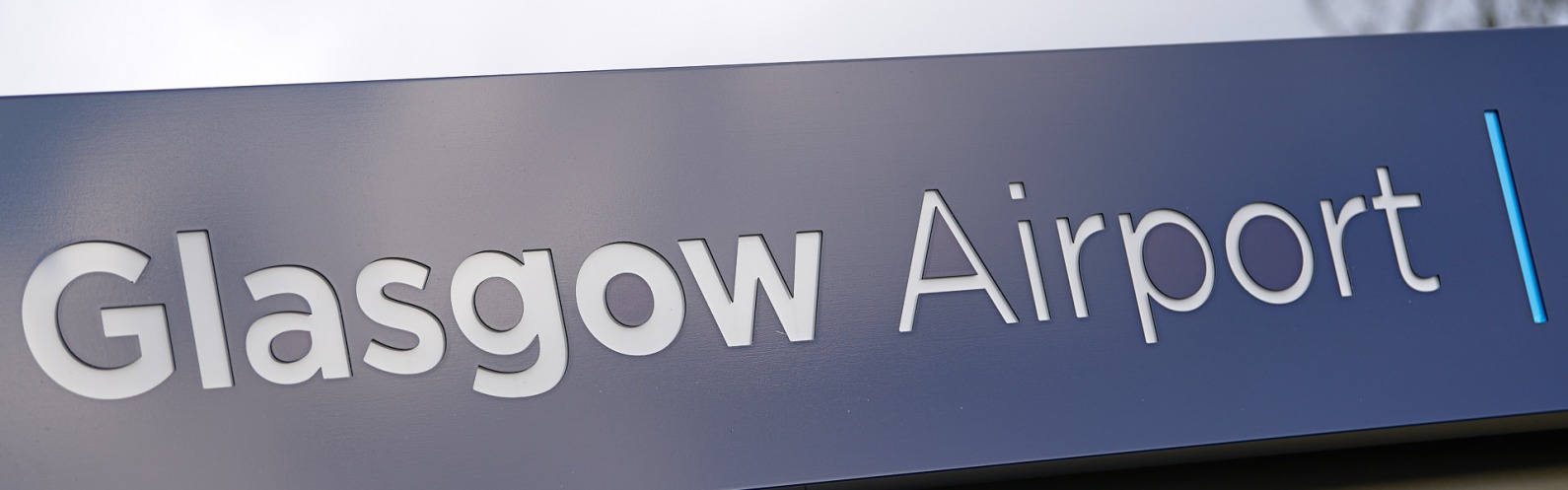 Car Rental in Glasgow Airport (GLA) | Drivalia Mobility Store